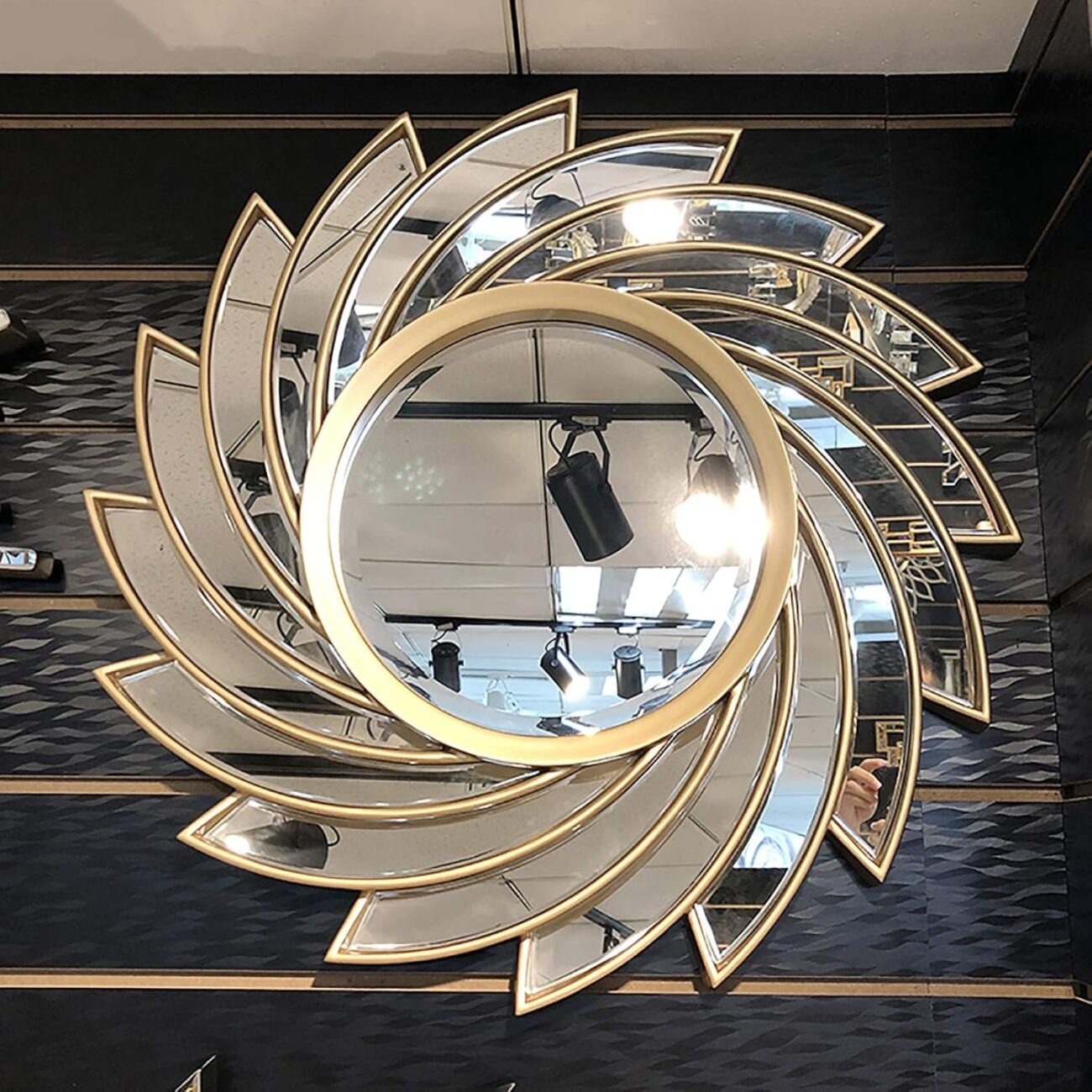 Modern Wall Mirror Decorative Round Wall (Antique Silver) - Image 4