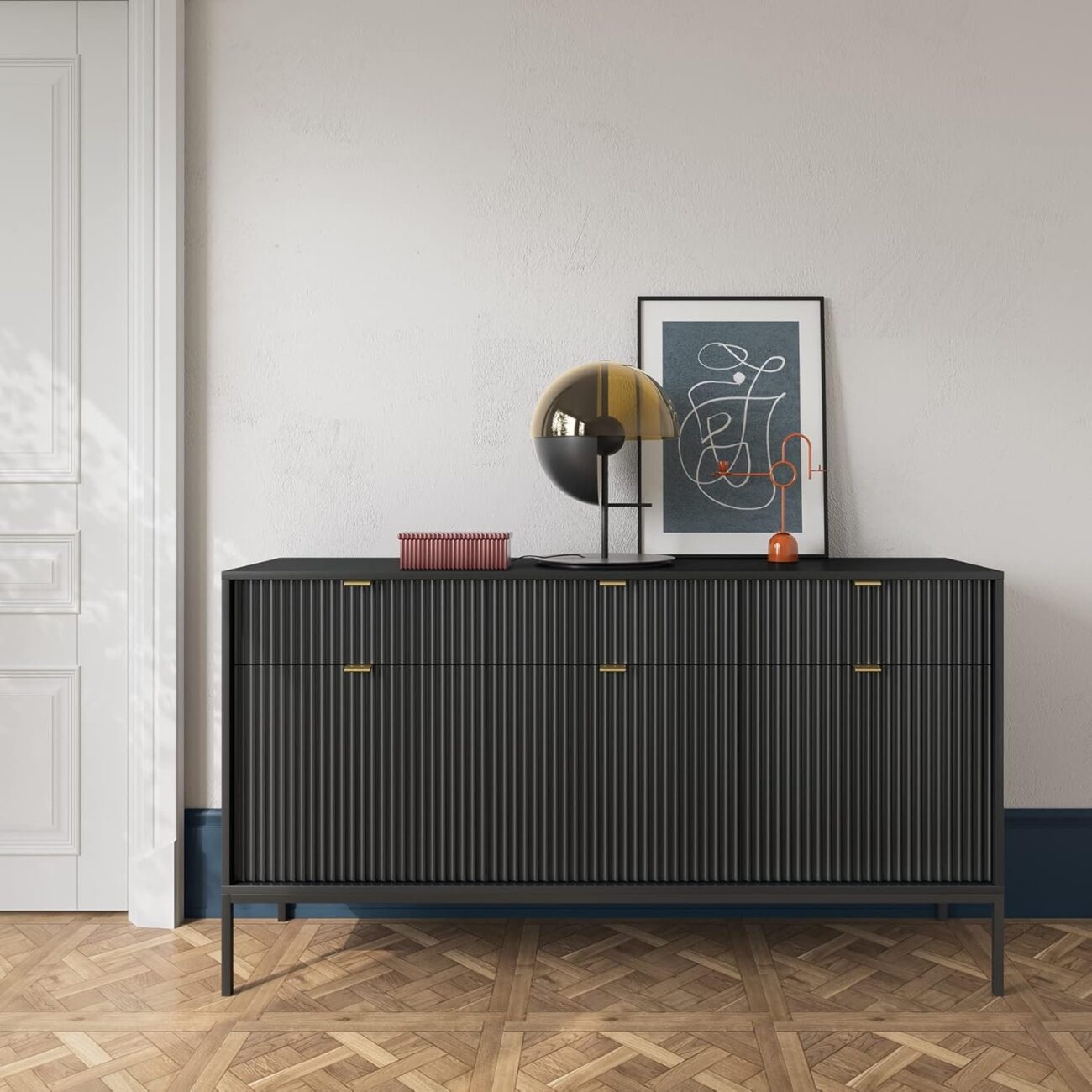 Three-Door Chest of Drawers 154 cm x 83 cm x 39 cm